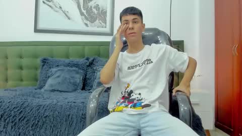   T H E    M A R K   K I N G online show from December 3, 2025, 5:00 pm