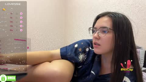 Snapshot of the_princese chatting on February 5, 2025, 7:10 pm Alice online show from February 5, 2025, 7:10 pm