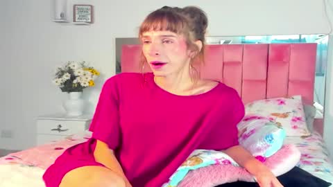 IGAleja queen1 online show from November 14, 2025, 12:59 pm