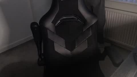 Snapshot of the_sensual_masturwait chatting on December 3, 2025, 7:27 am the_sensual_masturwait online show from December 3, 2025, 7:27 am