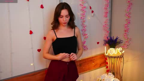 My name is Cynthia and Im very happy to see you in my sweet room  online show from April 26, 2026, 3:04 am