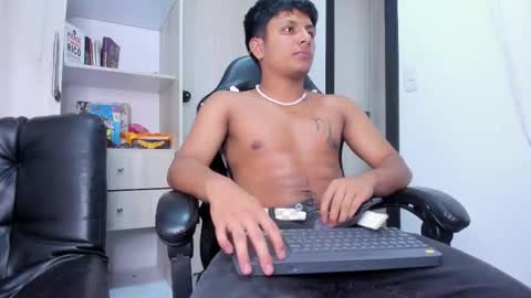 Danny online show from December 2, 2025, 5:13 am