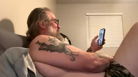 thealancross online show from April 24, 2026, 4:37 am