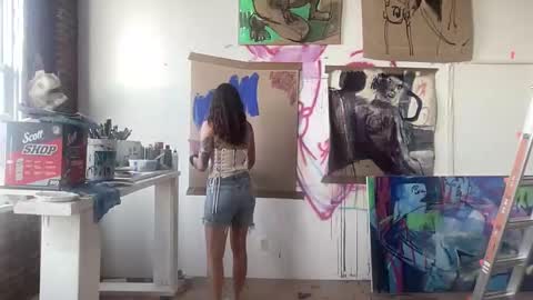 Arabella online show from April 13, 2026, 10:26 pm