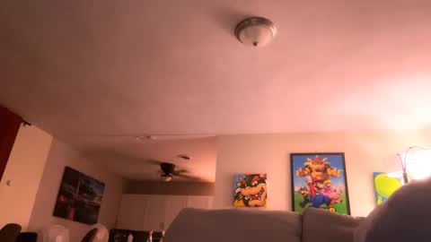 theauroravee online show from September 30, 2025, 7:13 am