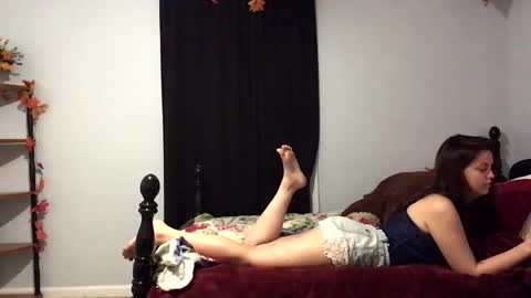 thebellablaze online show from October 7, 2025, 4:42 am