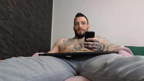 John online show from February 14, 2025, 11:10 am