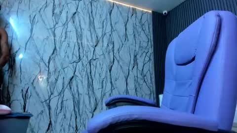 Flavor online show from April 19, 2026, 6:43 pm