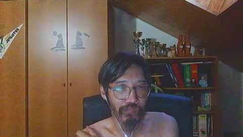 Snapshot of thecat1975 chatting on July 1, 2026, 7:57 pm thecat1975 online show from July 1, 2026, 7:57 pm