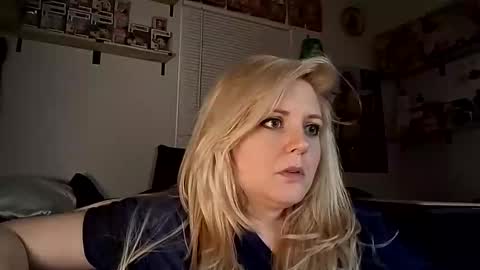 Snapshot of thedancingalien chatting on May 23, 2026, 9:24 am Kassandra Grant online show from May 23, 2026, 9:24 am