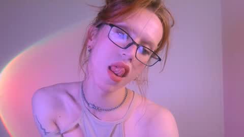 Yolanda online show from December 19, 2024, 7:29 pm