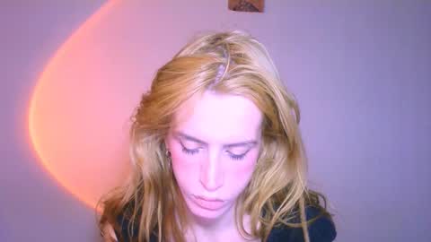 Yolanda online show from February 15, 2026, 6:04 pm