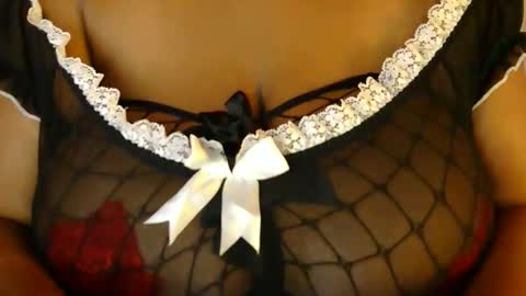 Thee Bustiest Bella online show from January 17, 2026, 4:06 am