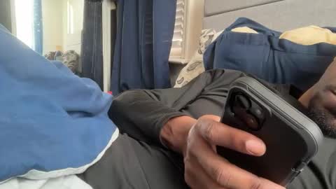 theeshooterr online show from February 8, 2025, 1:44 pm