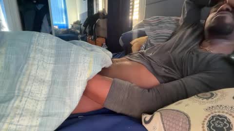 theeshooterr online show from October 9, 2025, 3:21 pm