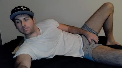 Theetwohander online show from February 7, 2025, 3:23 am