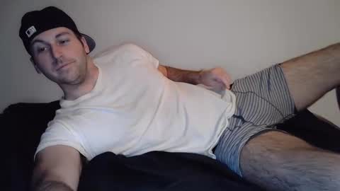 Theetwohander online show from March 5, 2025, 4:02 am