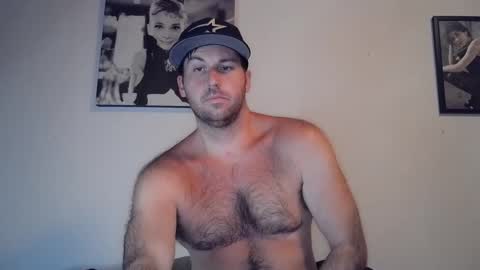 Theetwohander online show from September 14, 2025, 5:50 am