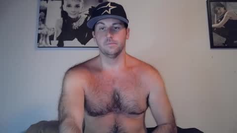 Theetwohander online show from September 17, 2025, 1:29 am