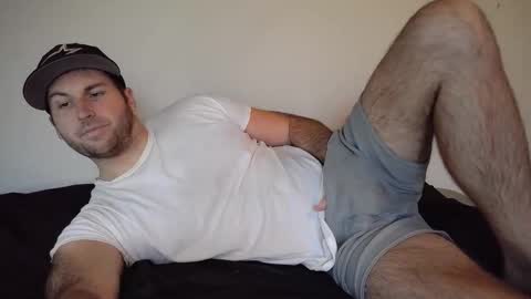 Theetwohander online show from April 19, 2026, 6:10 pm