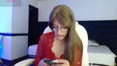 Peyton online show from April 15, 2026, 3:46 am