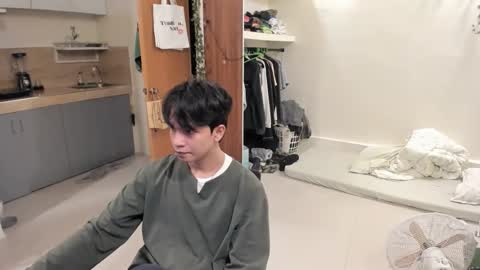 Green online show from October 1, 2025, 6:47 pm