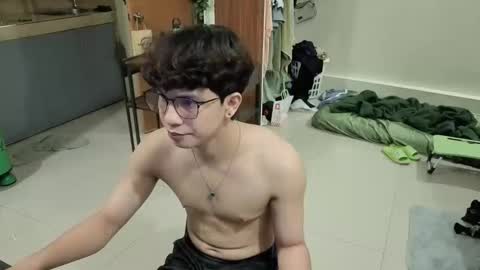 Green online show from April 19, 2026, 4:28 pm