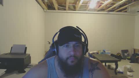 thehawaiian93 online show from March 3, 2025, 4:36 am