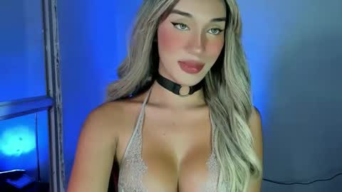 Snapshot of thehornyjane chatting on December 7, 2024, 3:25 am JANE online show from December 7, 2024, 3:25 am