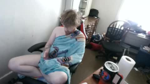 fuzzyfox online show from February 10, 2026, 5:28 pm