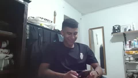 thehousedog online show from March 2, 2025, 9:31 am