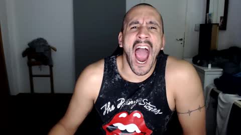 KINGOFPAINS online show from September 17, 2025, 3:19 am