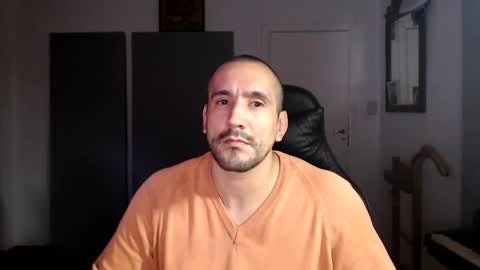 KINGOFPAINS online show from October 21, 2025, 2:23 am