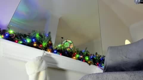Snapshot of thekinkside chatting on December 6, 2024, 3:52 am KinkSide online show from December 6, 2024, 3:52 am