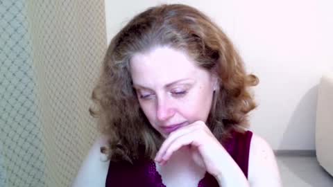 Ella online show from May 29, 2026, 8:29 pm
