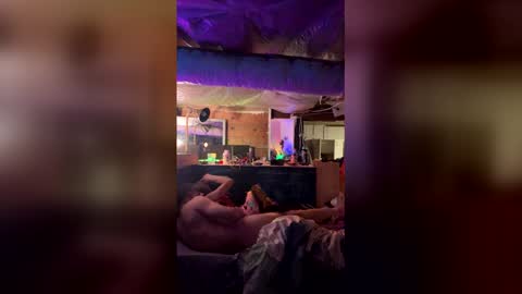 thelevelbelow online show from December 23, 2025, 5:27 am