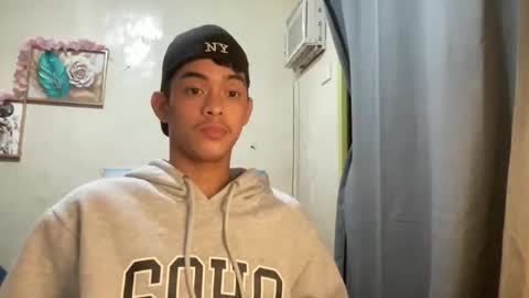 Snapshot of thelifeof_johnpol chatting on March 3, 2026, 3:40 pm thelifeof_johnpol online show from March 3, 2026, 3:40 pm