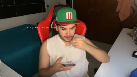 thelittlehot1 online show from December 18, 2025, 7:14 am