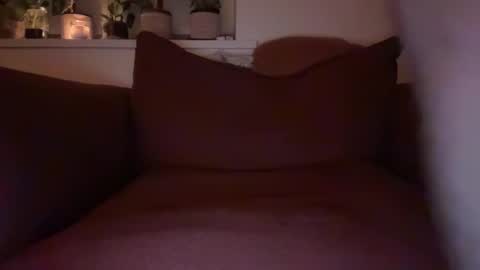 Snapshot of thelondonbear chatting on December 1, 2025, 1:21 am thelondonbear online show from December 1, 2025, 1:21 am