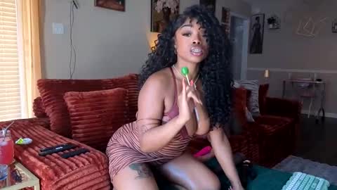 thelovelybrown online show from May 3, 2026, 4:35 pm