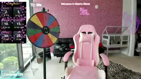 Snapshot of themanseater chatting on June 11, 2026, 3:32 pm Themaneater online show from June 11, 2026, 3:32 pm