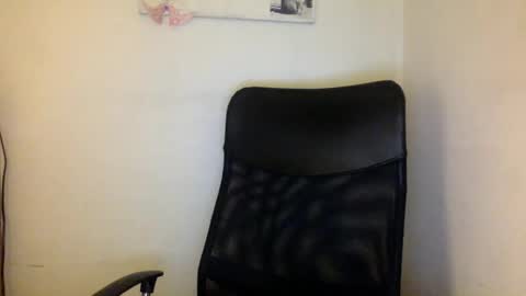 Lucy Lucy online show from December 31, 2024, 4:06 am