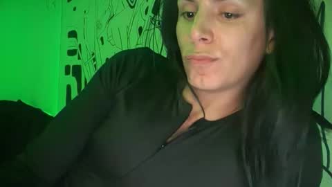 Lucy Lucy online show from November 11, 2025, 2:22 am