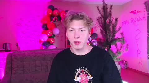 Snapshot of themikesever chatting on January 2, 2025, 5:50 pm Sever online show from January 2, 2025, 5:50 pm