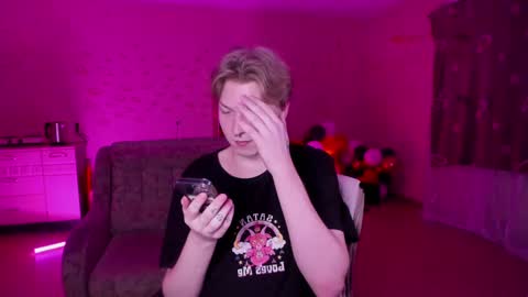 Snapshot of themikesever chatting on January 21, 2025, 6:45 pm Sever online show from January 21, 2025, 6:45 pm