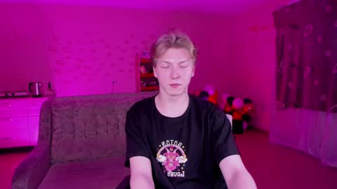 Snapshot of themikesever chatting on January 23, 2025, 5:10 pm Sever online show from January 23, 2025, 5:10 pm