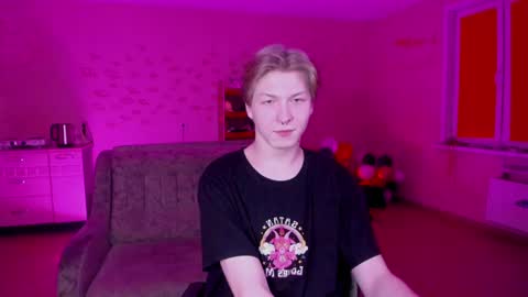 Snapshot of themikesever chatting on February 5, 2025, 6:26 pm Sever online show from February 5, 2025, 6:26 pm