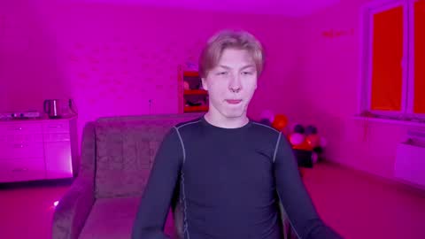 Snapshot of themikesever chatting on February 7, 2025, 8:10 pm Sever online show from February 7, 2025, 8:10 pm