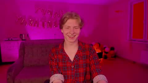 Snapshot of themikesever chatting on March 9, 2025, 11:46 pm Sever online show from March 9, 2025, 11:46 pm