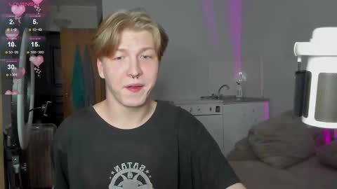 Snapshot of themikesever chatting on November 26, 2025, 11:55 am Sever online show from November 26, 2025, 11:55 am